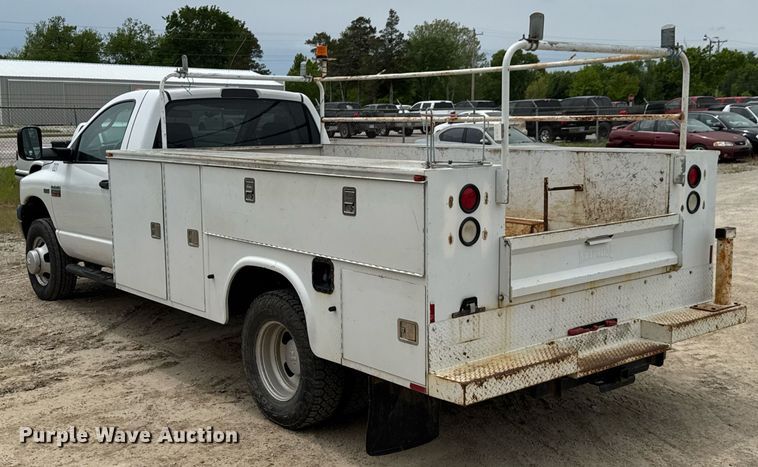 image for item DU9037 2008 Dodge Ram 3500 utility bed pickup truck
