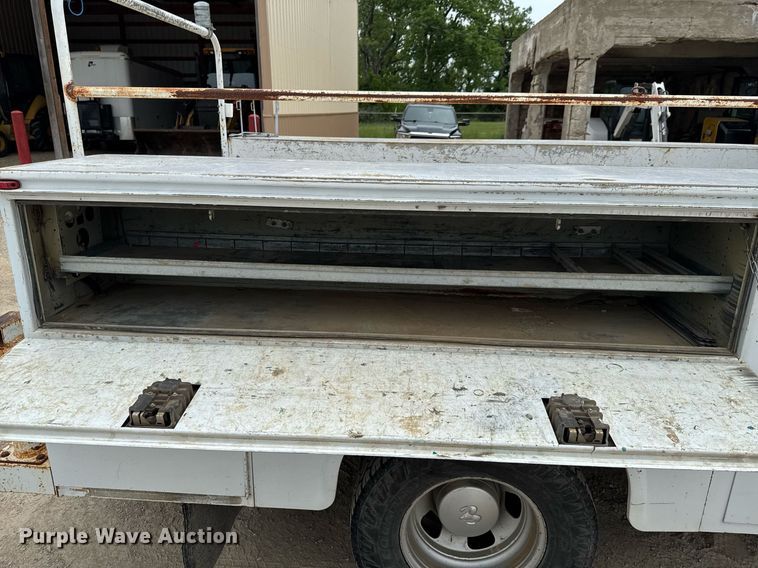 image for item DU9037 2008 Dodge Ram 3500 utility bed pickup truck