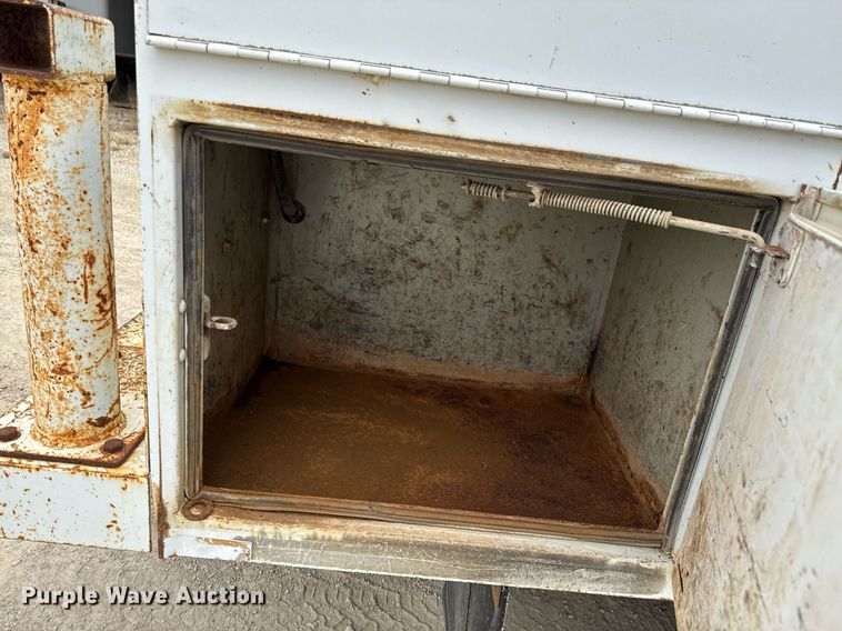 image for item DU9037 2008 Dodge Ram 3500 utility bed pickup truck