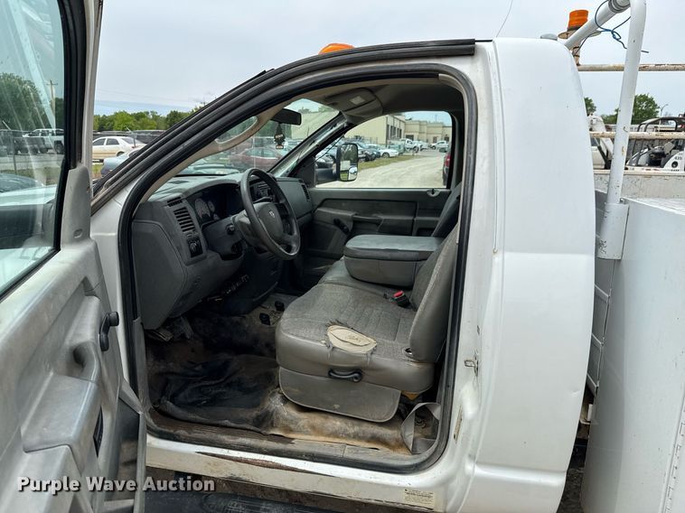 image for item DU9037 2008 Dodge Ram 3500 utility bed pickup truck