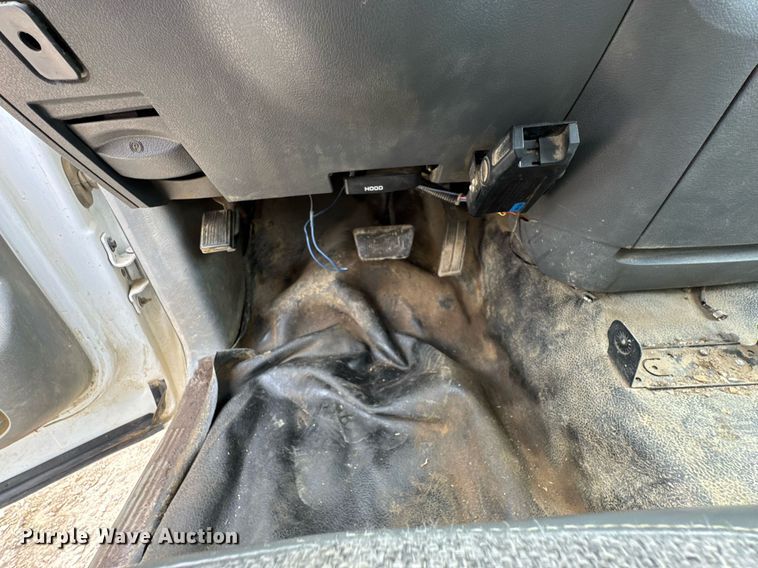 image for item DU9037 2008 Dodge Ram 3500 utility bed pickup truck