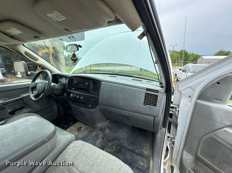 image for item DU9037 2008 Dodge Ram 3500 utility bed pickup truck