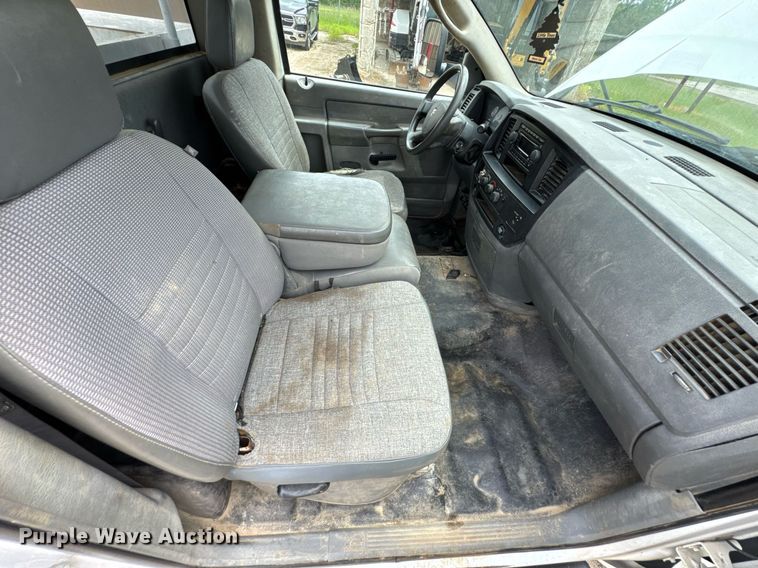 image for item DU9037 2008 Dodge Ram 3500 utility bed pickup truck