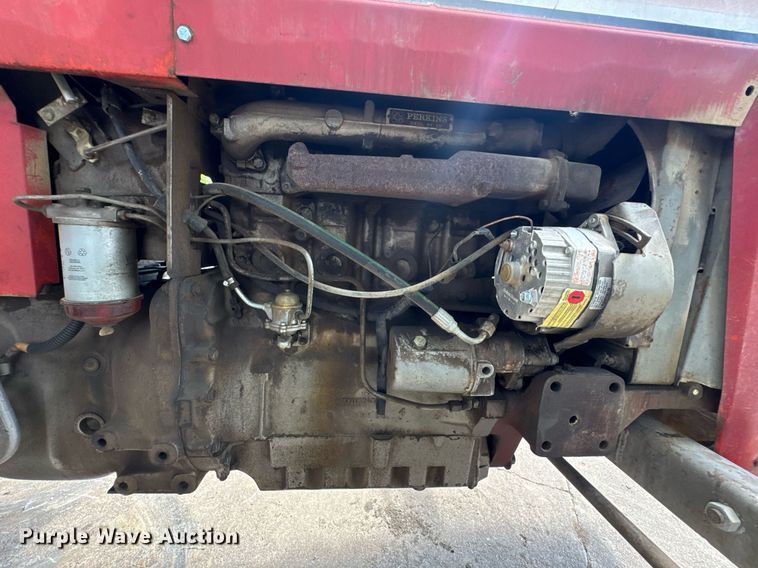 image for item DU9059 1975 Massey Ferguson 265 tractor
