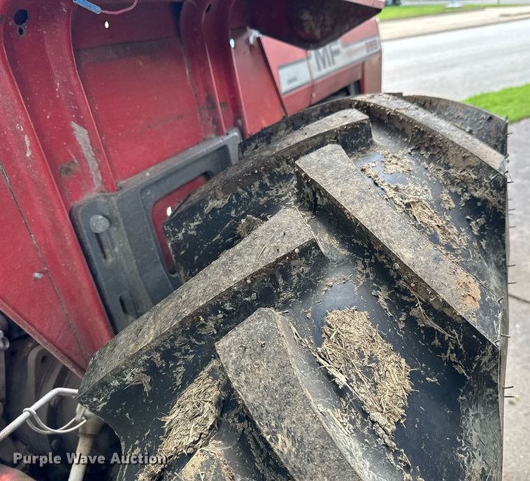 image for item DU9059 1975 Massey Ferguson 265 tractor