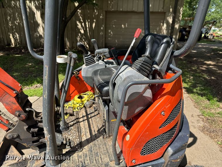 image for item DU9060 Kubota U25 Super Series mini excavator