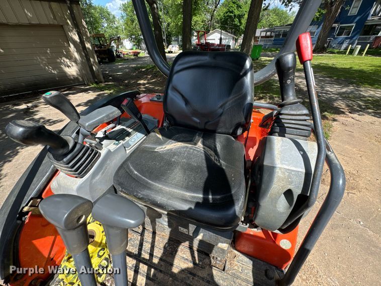 image for item DU9060 Kubota U25 Super Series mini excavator
