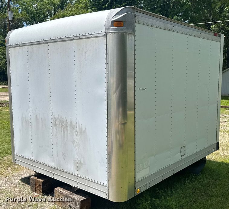 image for item DU9063 1997 Dailey Body box bed