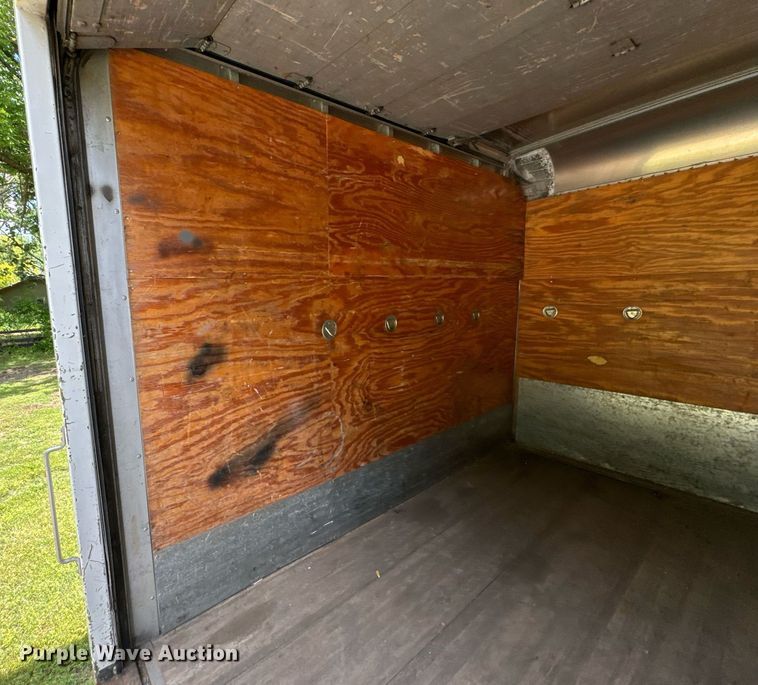 image for item DU9063 1997 Dailey Body box bed