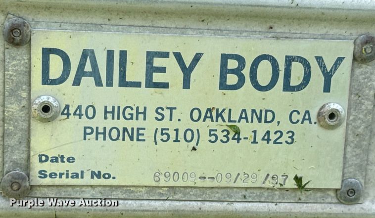 image for item DU9063 1997 Dailey Body box bed