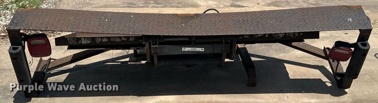 image for item DU9065 Waltco end gate lift
