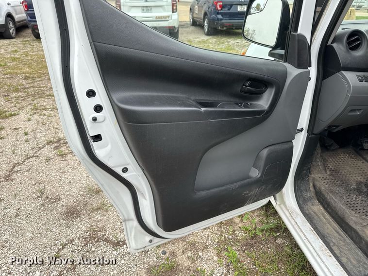 image for item DV2581 2015 Chevrolet City Express LS van