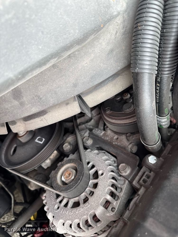 image for item DV2583 2009 Chevrolet C5500 Supreme shuttle bus