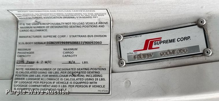 image for item DV2583 2009 Chevrolet C5500 Supreme shuttle bus