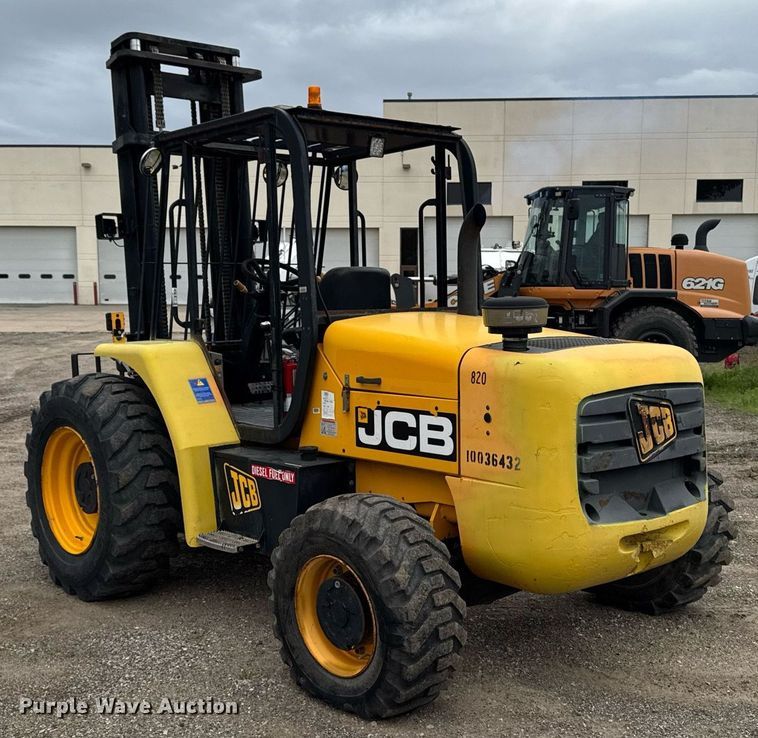 image for item DV2584 2011 JCB 940 forklift