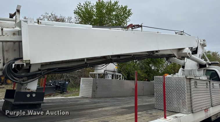 image for item DV2585 2007 Chevrolet C8500 bucket truck