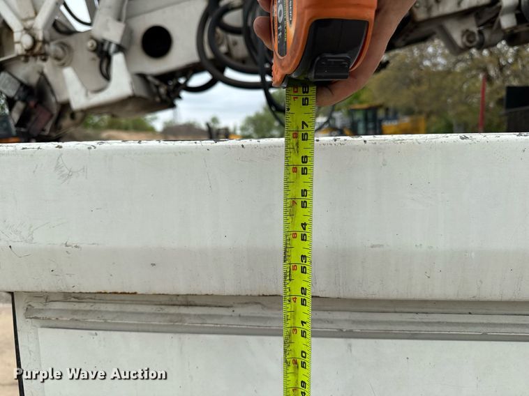 image for item DV2585 2007 Chevrolet C8500 bucket truck