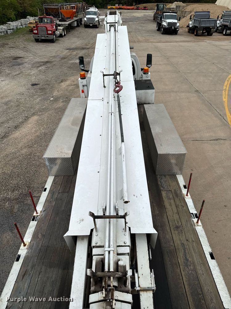 image for item DV2585 2007 Chevrolet C8500 bucket truck