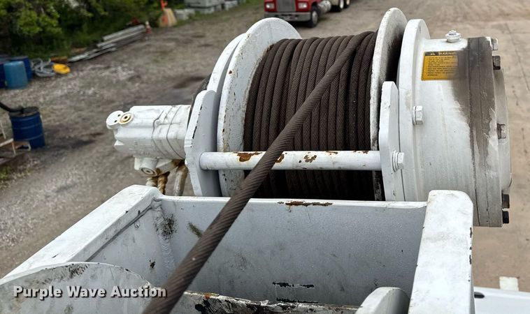 image for item DV2585 2007 Chevrolet C8500 bucket truck