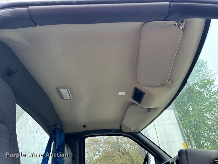 image for item DV2585 2007 Chevrolet C8500 bucket truck