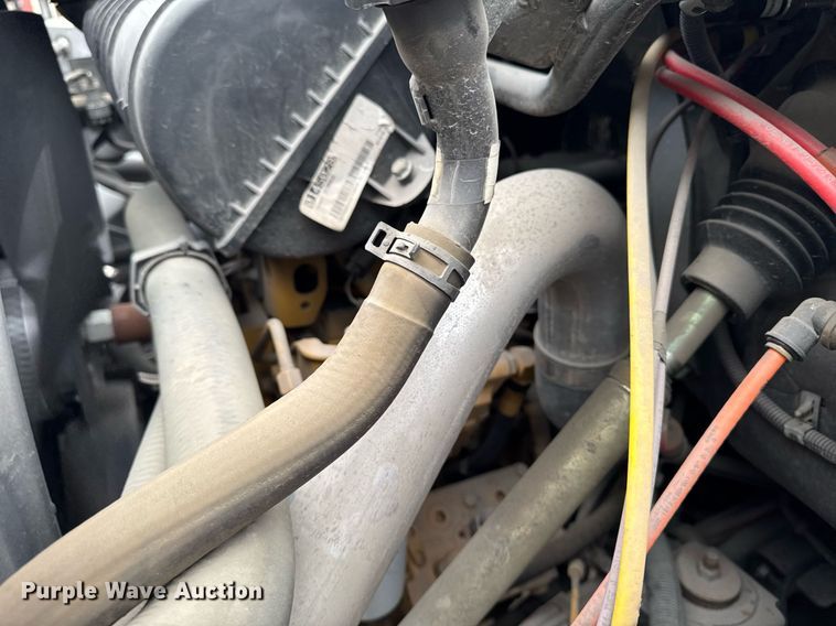 image for item DV2585 2007 Chevrolet C8500 bucket truck