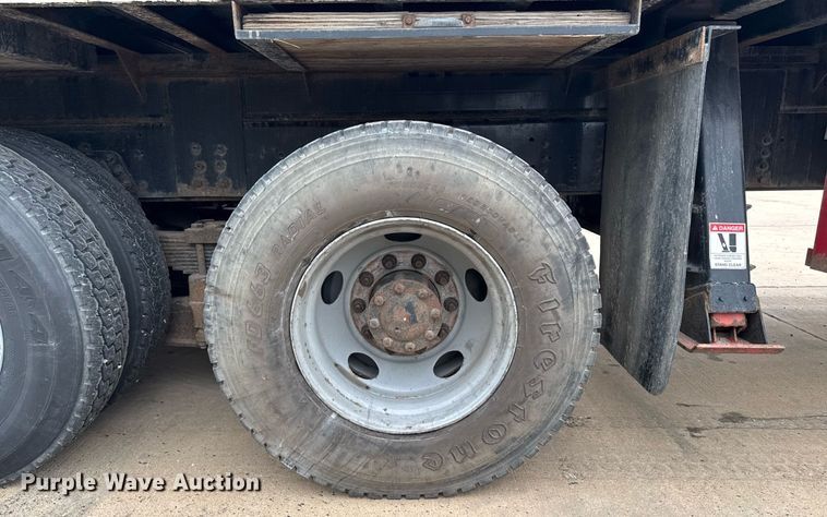 image for item DV2585 2007 Chevrolet C8500 bucket truck