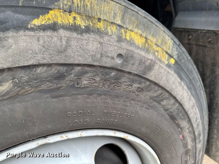 image for item DV2585 2007 Chevrolet C8500 bucket truck