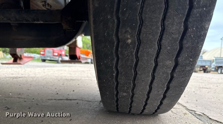 image for item DV2585 2007 Chevrolet C8500 bucket truck