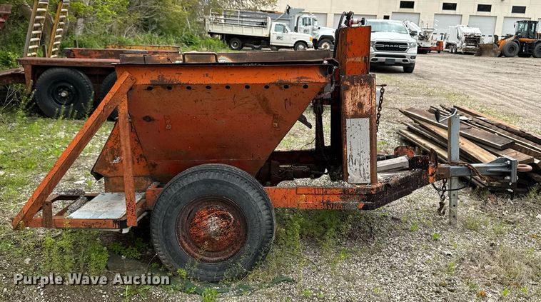 image for item DV2586 Asphalt heater trailer
