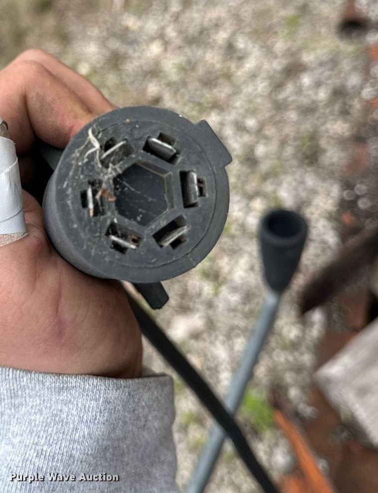 image for item DV2586 Asphalt heater trailer