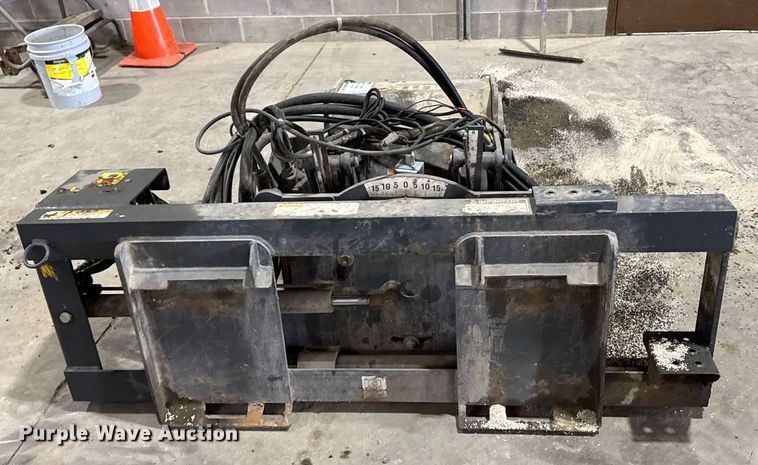 image for item DV2589 Altec CP18ATD skid steer cold planer