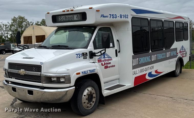 image for item DV2590 2009 Eldorado National shuttle bus