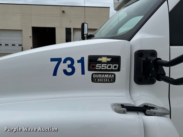 image for item DV2590 2009 Eldorado National shuttle bus