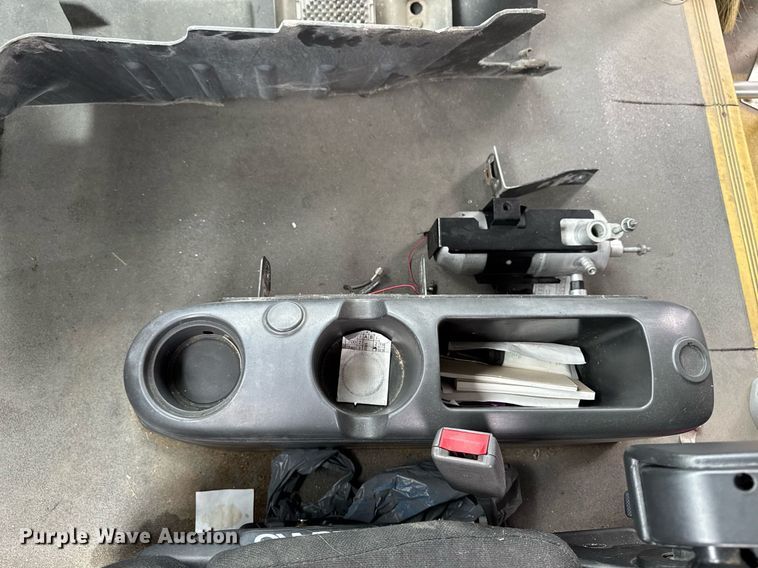 image for item DV2590 2009 Eldorado National shuttle bus