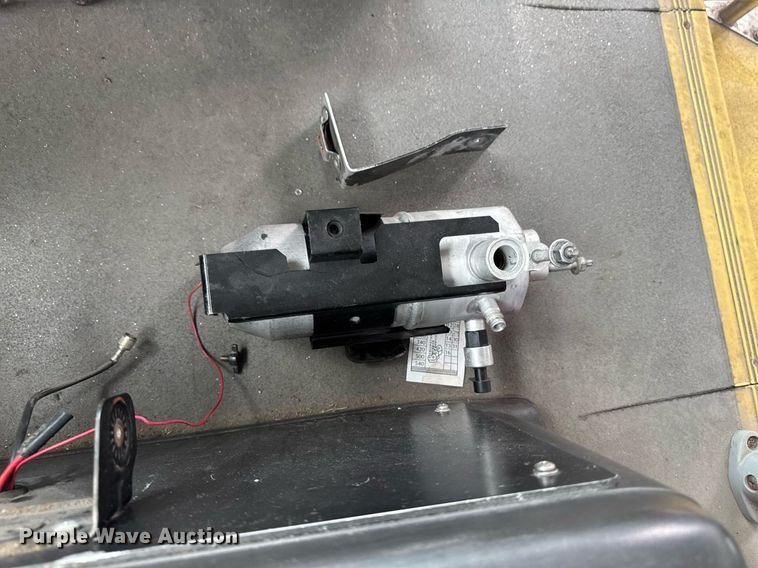 image for item DV2590 2009 Eldorado National shuttle bus