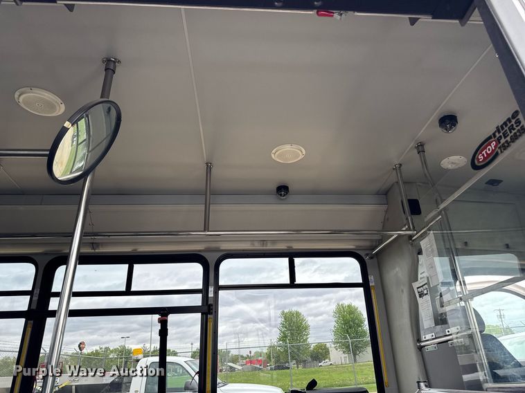 image for item DV2590 2009 Eldorado National shuttle bus