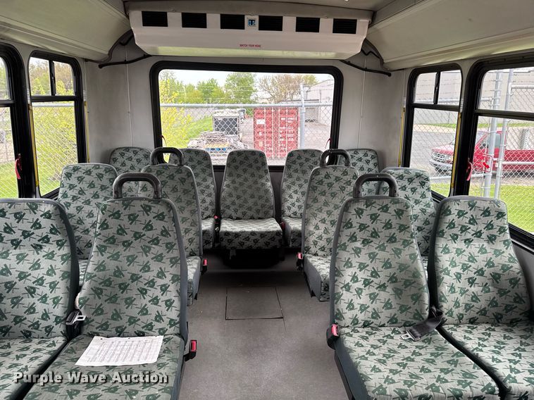 image for item DV2590 2009 Eldorado National shuttle bus