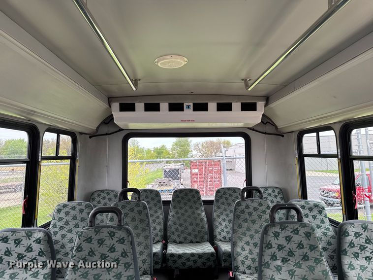 image for item DV2590 2009 Eldorado National shuttle bus