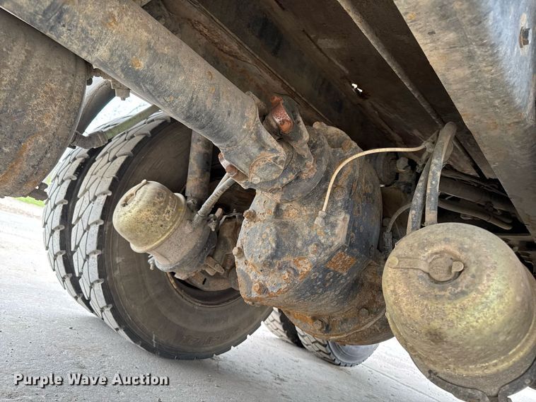 image for item DV2599 2013 Freightliner 108SD dump truck