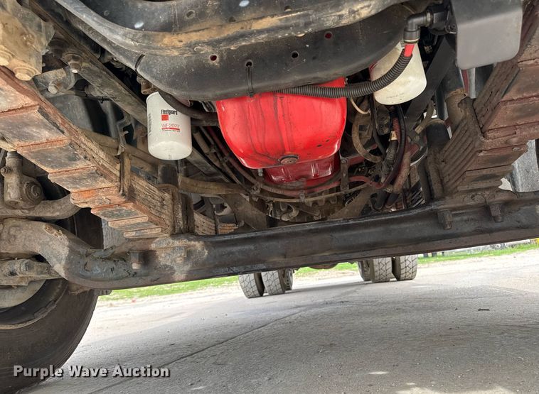 image for item DV2599 2013 Freightliner 108SD dump truck