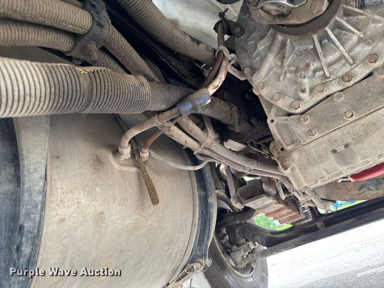 image for item DV2599 2013 Freightliner 108SD dump truck