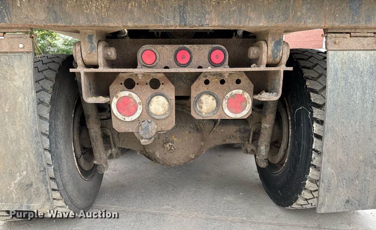 image for item DV2599 2013 Freightliner 108SD dump truck