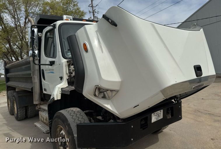 image for item DV2599 2013 Freightliner 108SD dump truck