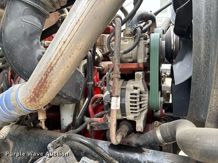 image for item DV2599 2013 Freightliner 108SD dump truck