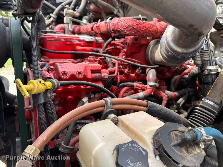 image for item DV2599 2013 Freightliner 108SD dump truck