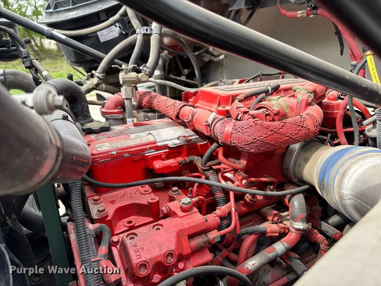 image for item DV2599 2013 Freightliner 108SD dump truck