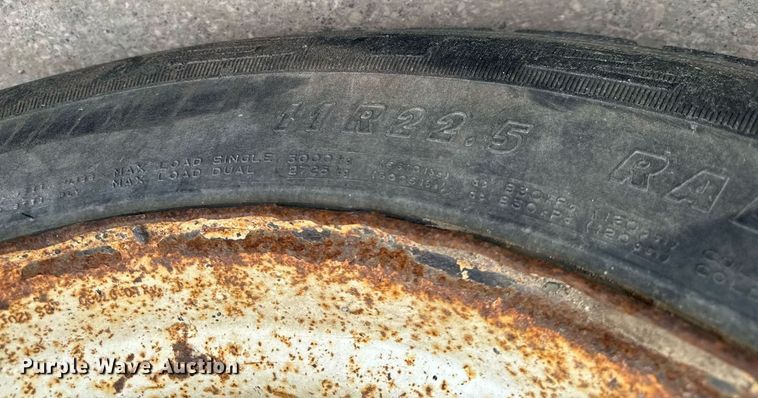 image for item DV2599 2013 Freightliner 108SD dump truck