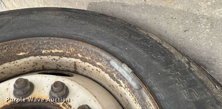 image for item DV2599 2013 Freightliner 108SD dump truck