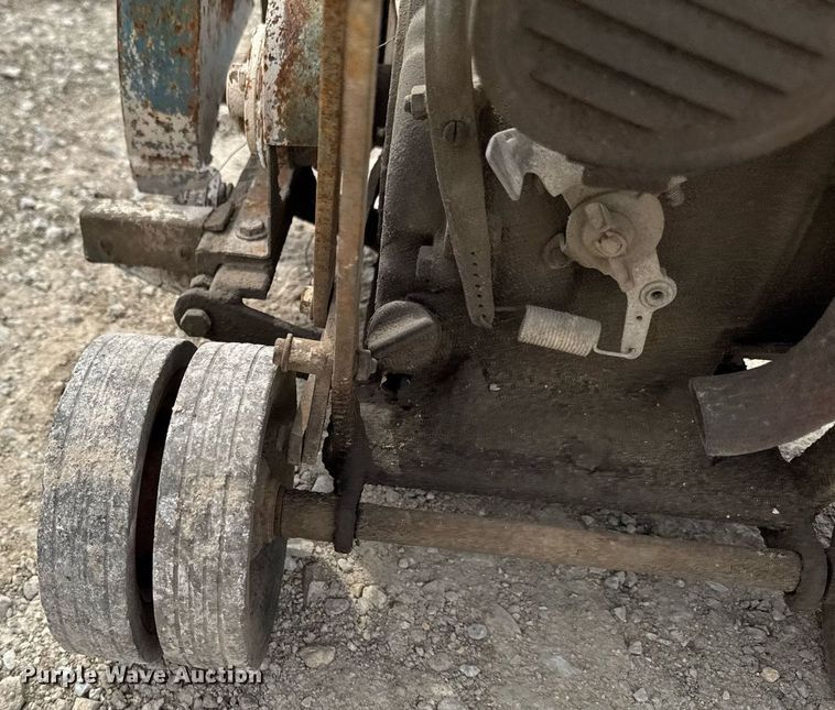 image for item DV2603 Lawn and garden equipment