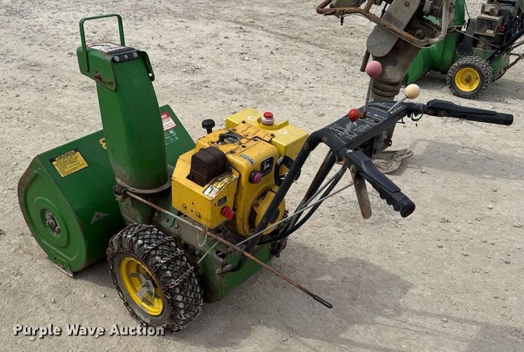 image for item DV2603 Lawn and garden equipment